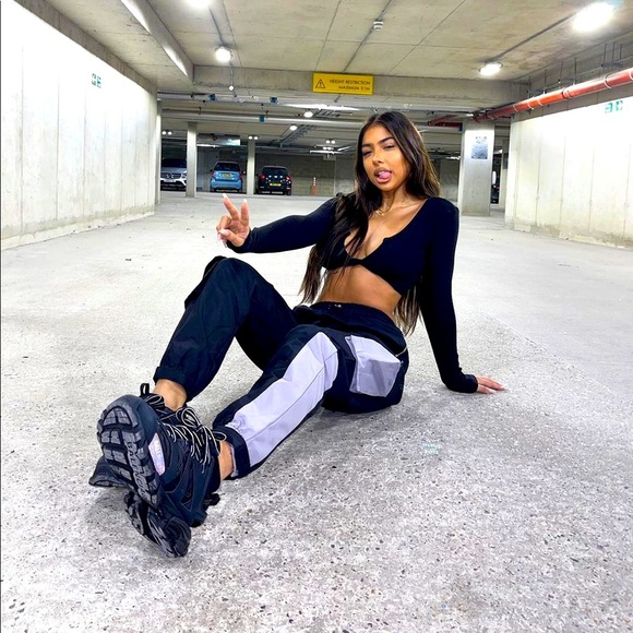 NWOT Elite cargo pants - Picture 1 of 6